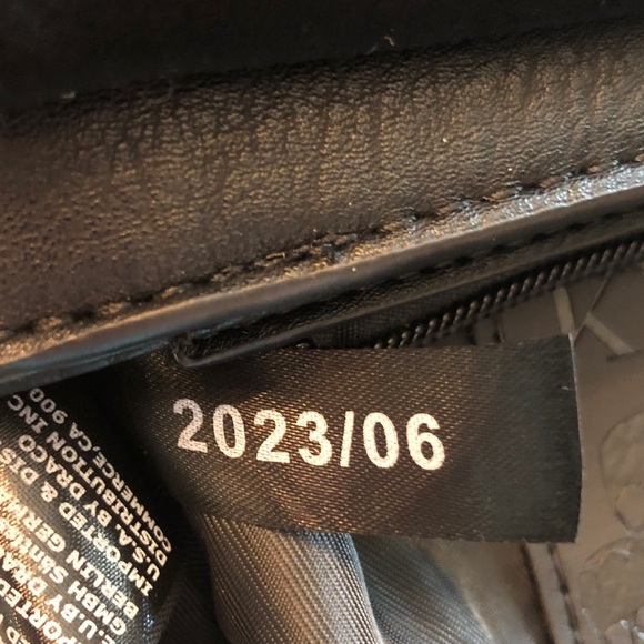 KILLSTAR Callisto vegan leather/faux suede shoulder bag - Picture 6 of 8